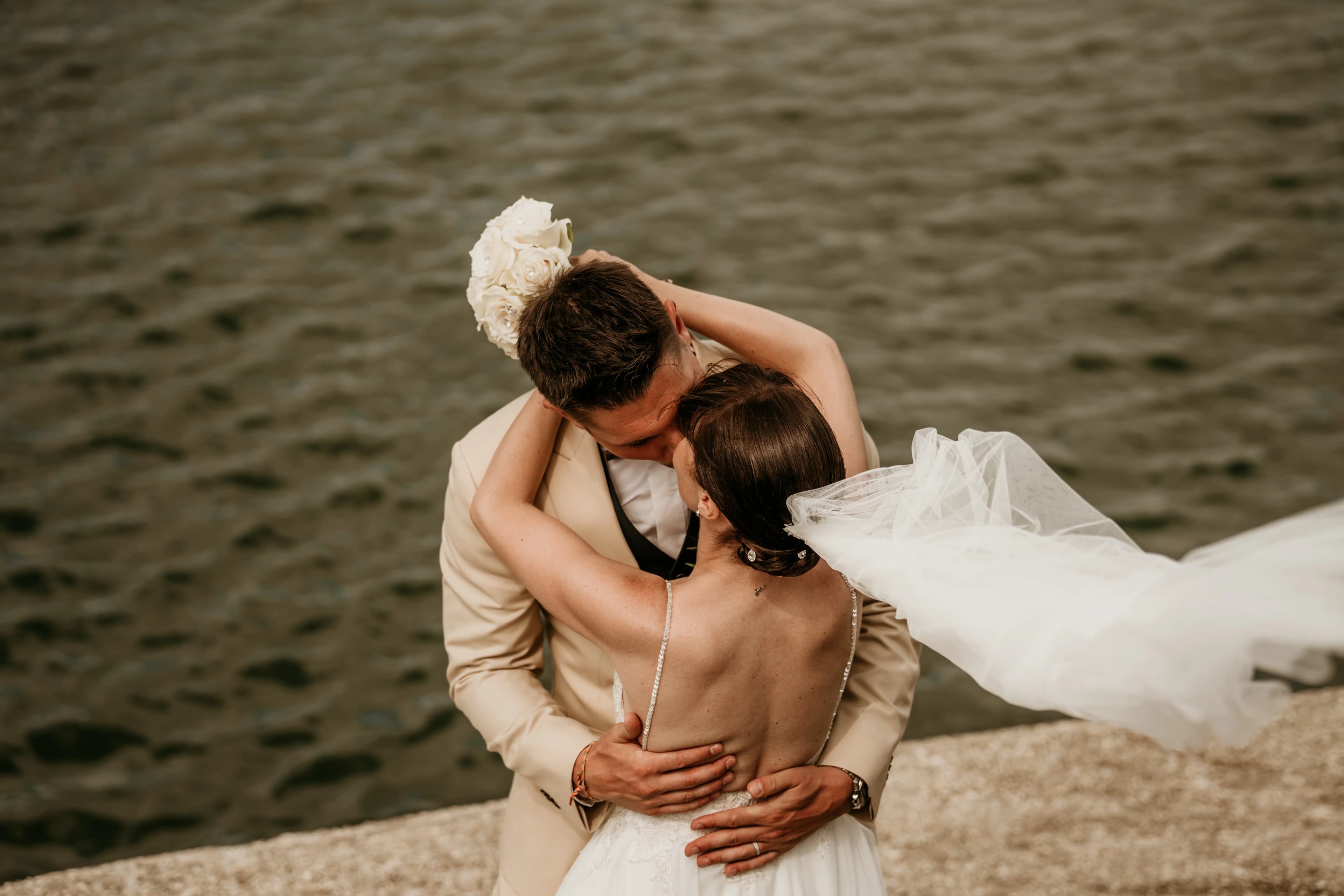 Shooting photo de mariage au manoir d’Alexandre à Silfiac